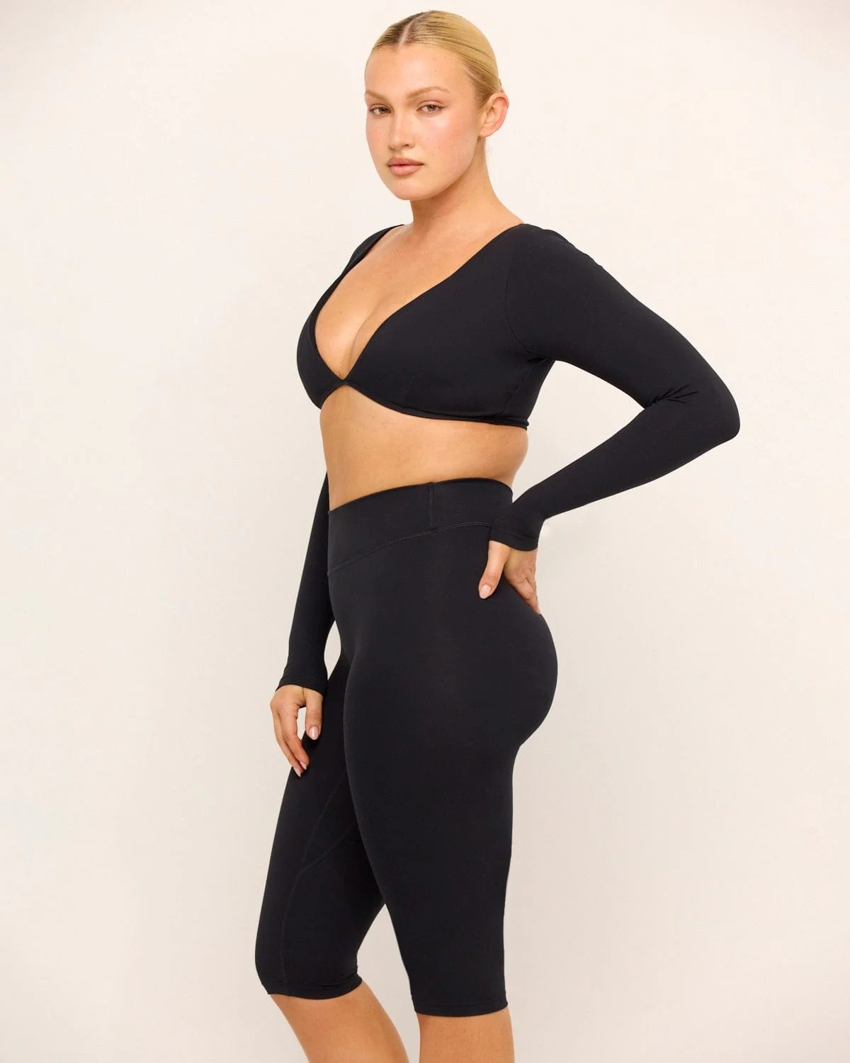 Form Contour Long Sleeve Crop | Black - Image 6
