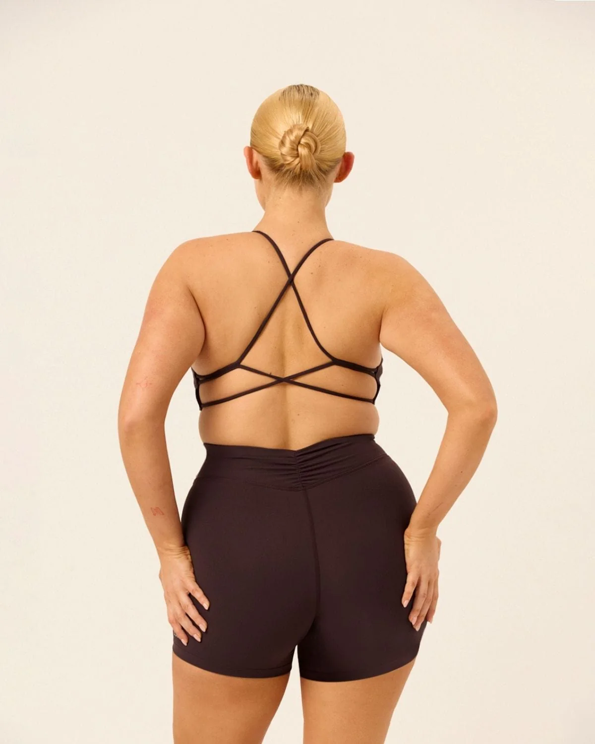 Form Hailey Crop | Espresso - Image 13
