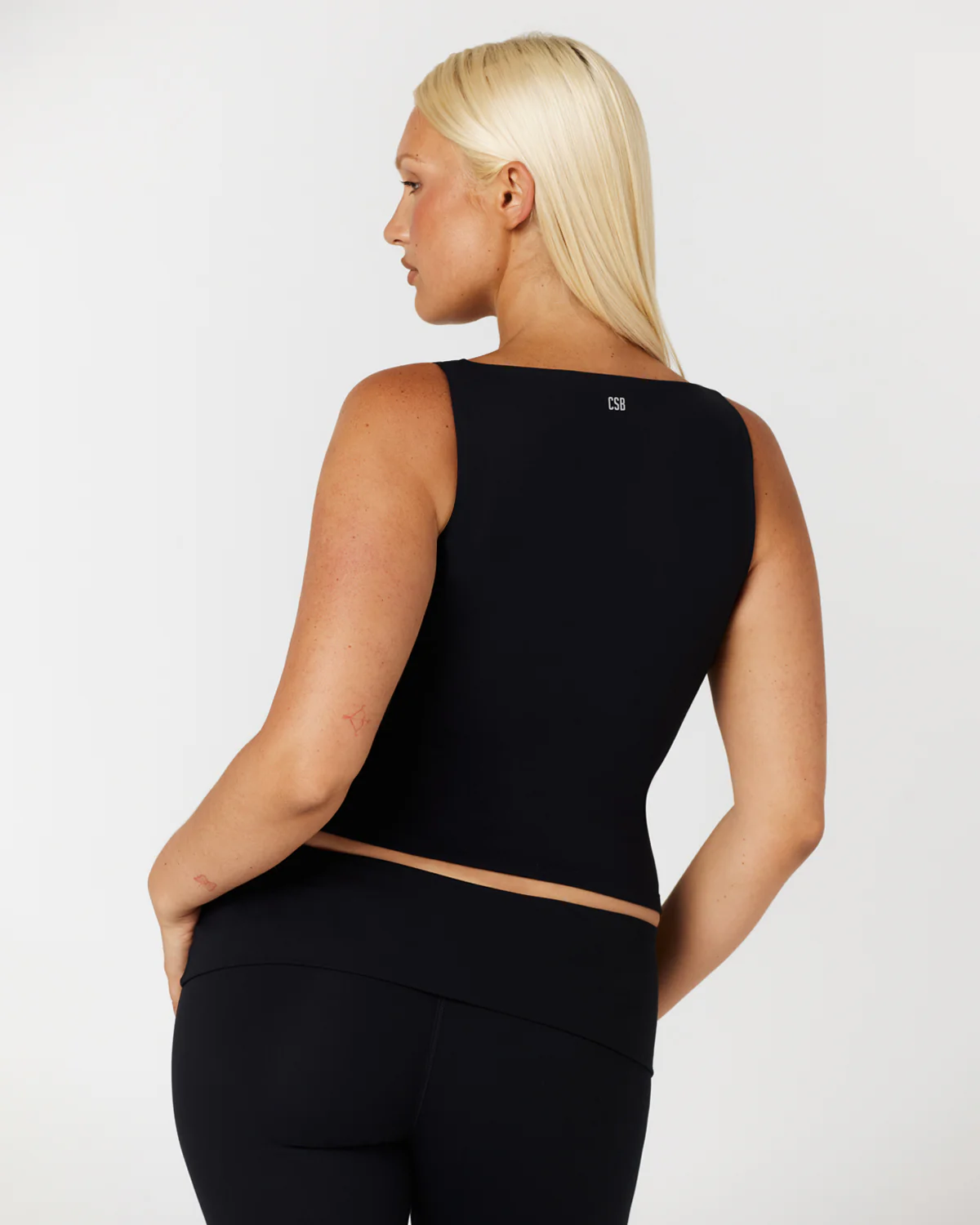 Form Scoop Tank | Black - Image 7