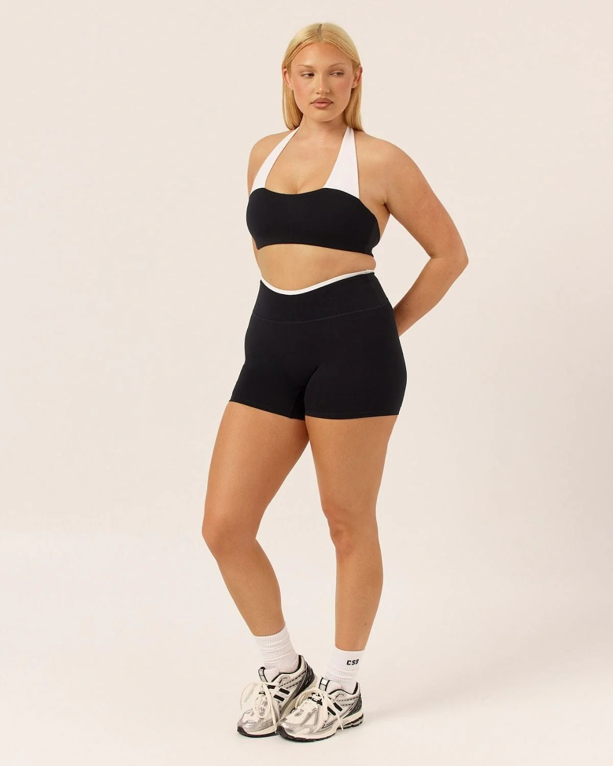 Serenity Dip Shorts 4" | Two Tone - Image 10