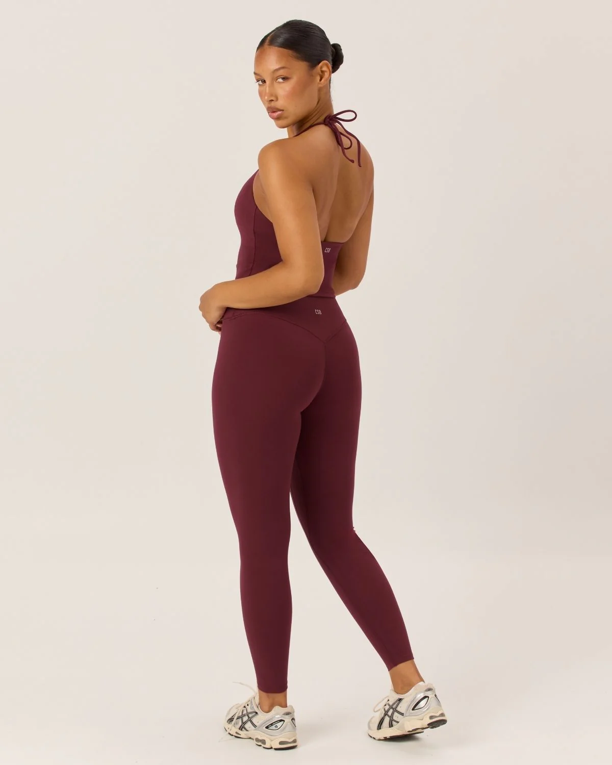 Serenity Invisible Scrunch Leggings | Burgundy - Image 6