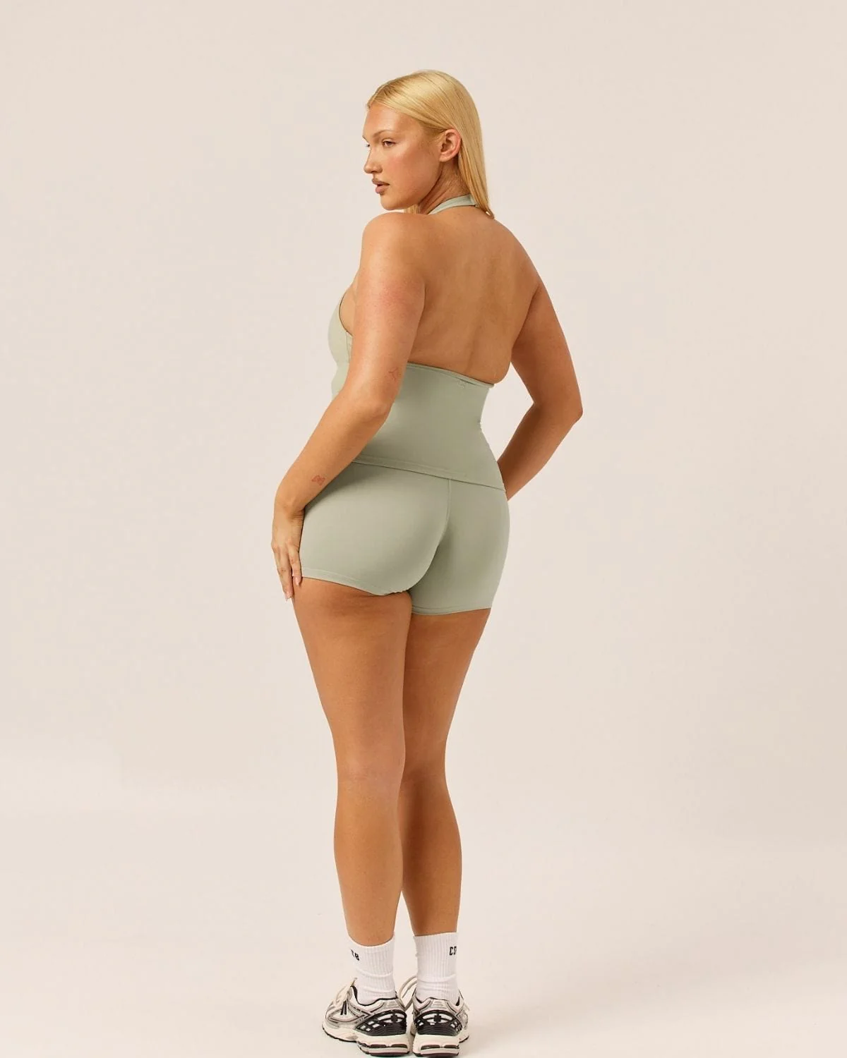 Serenity Invisible Scrunch Shorts 4" | Sage - Image 7