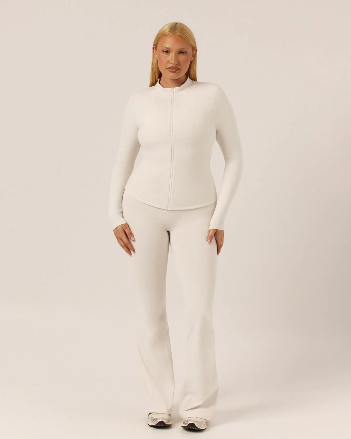 Serenity Longline Zip Up Jacket | Vanilla - Image 2