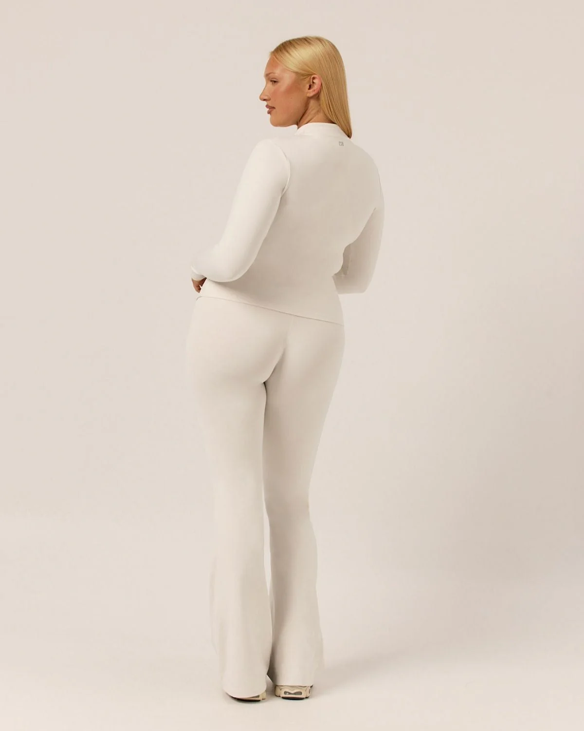 Serenity Longline Zip Up Jacket | Vanilla - Image 3